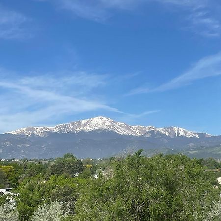 Hyatt Place Colorado Springs Garden Of The Gods Exteriör bild